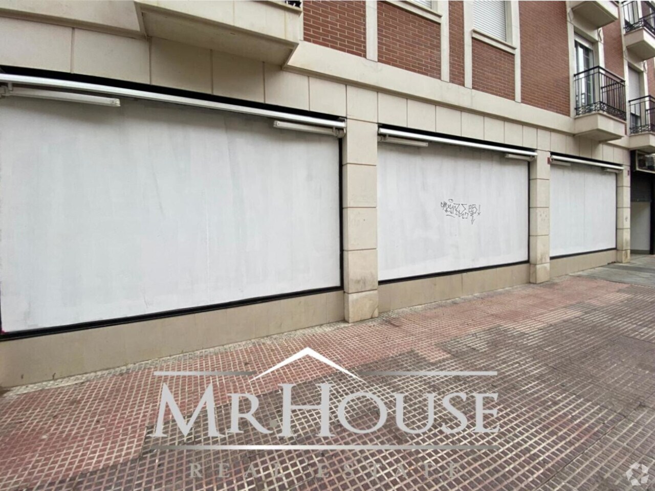 Local commercial dans Leganés, Madrid à louer Photo intérieure– Image 1 sur 2