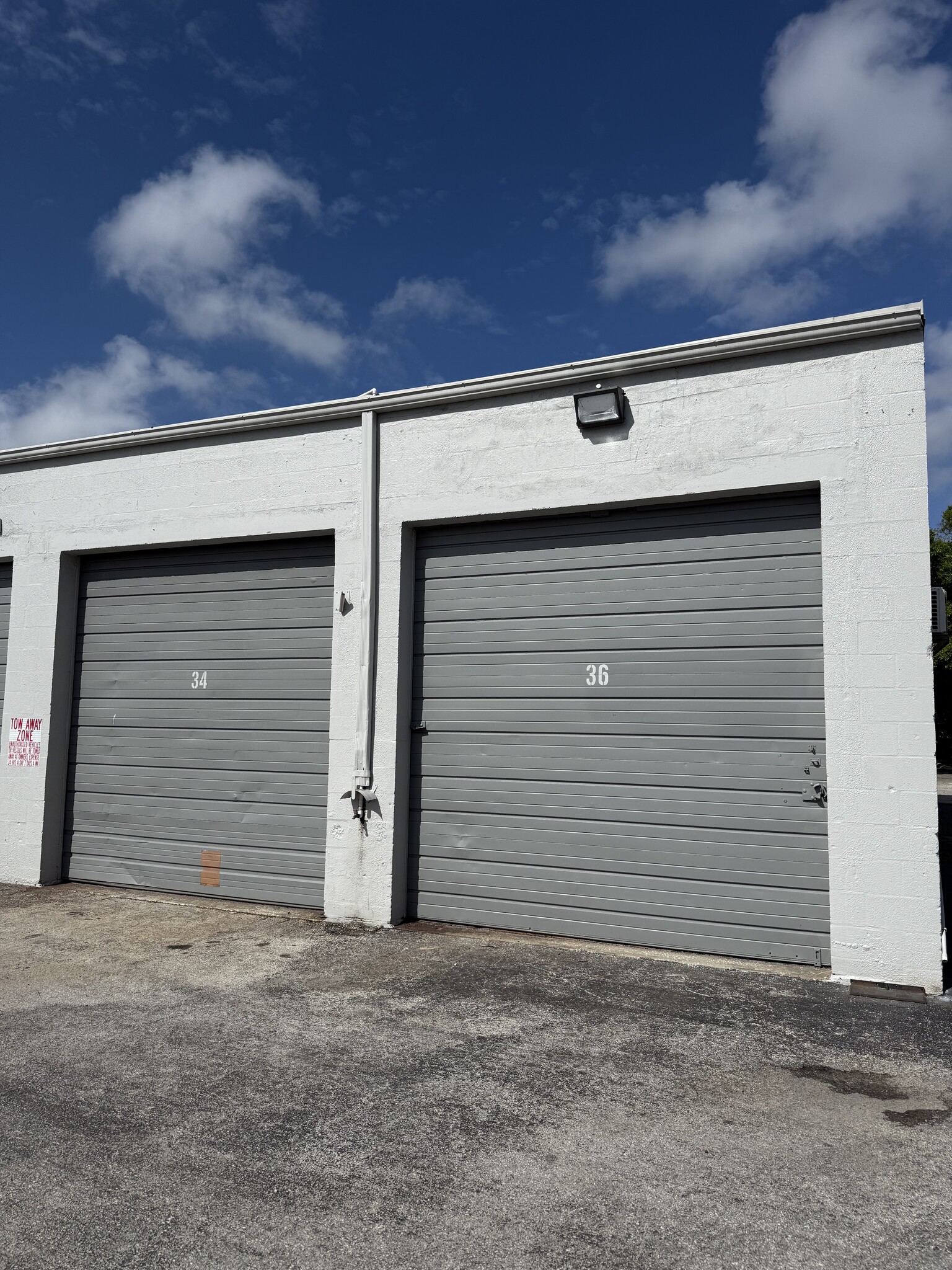 4317 62nd Ave N, Pinellas Park, FL à louer Photo intérieure– Image 1 sur 9