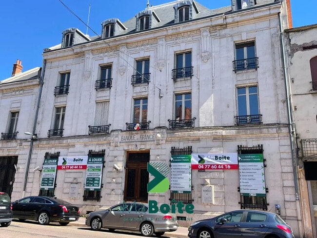 Plus de détails pour Local commercial à louer