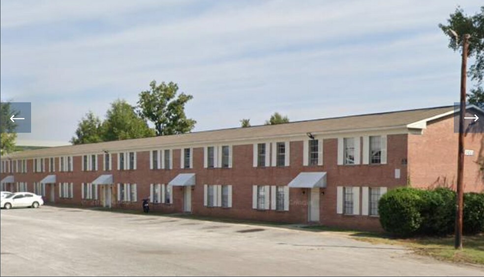 3815-3823 Baker Plaza Dr, Columbus, GA à vendre - Photo principale – Image 1 sur 16