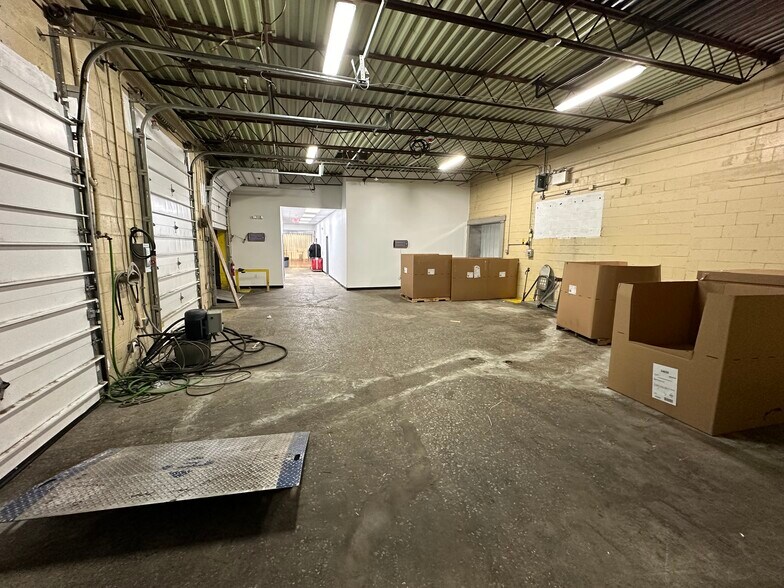 18 N Virginia Ave, Penns Grove, NJ à louer - Photo intérieure – Image 3 sur 8