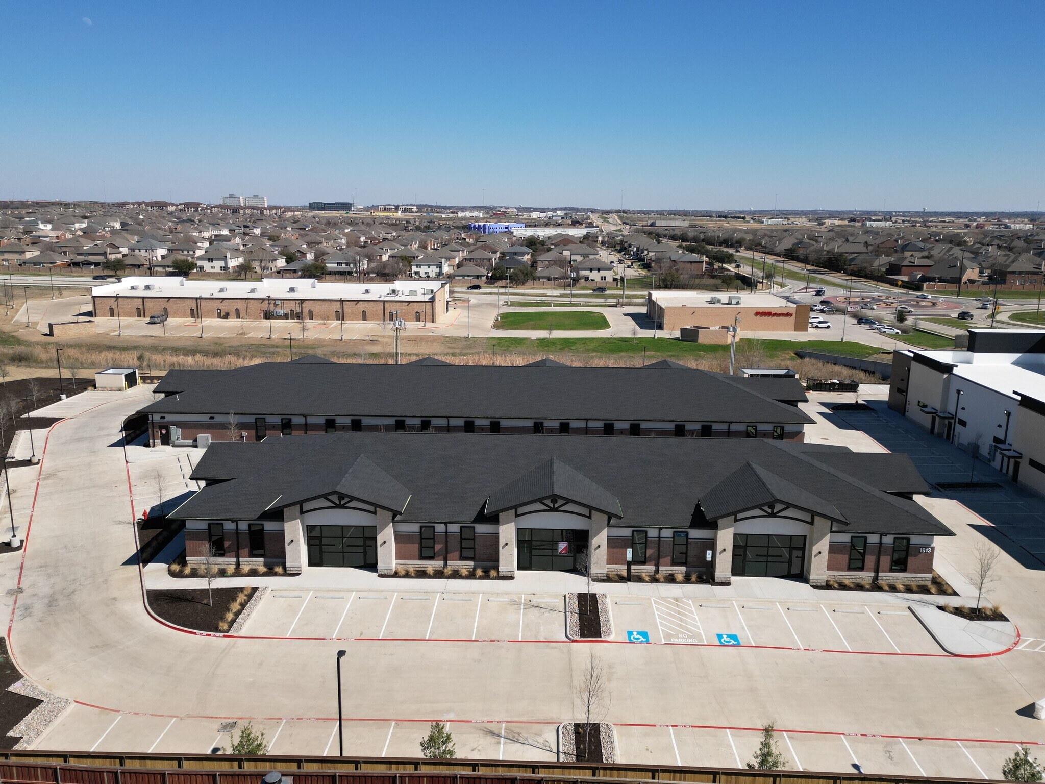 1901 Heritage Trace Pky, Fort Worth, TX à louer Photo principale– Image 1 sur 14