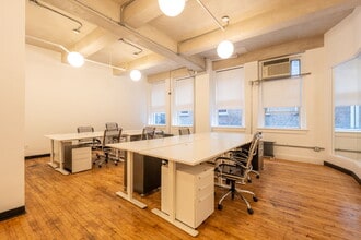 130 W 25th St, New York, NY à louer Photo intérieure– Image 2 sur 9