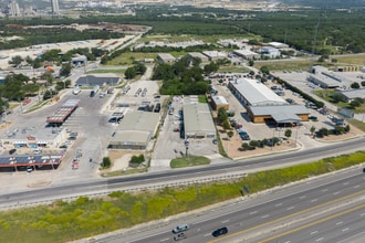 4312 I 35 N Frontage rd, New Braunfels, TX à louer Photo intérieure– Image 2 sur 9