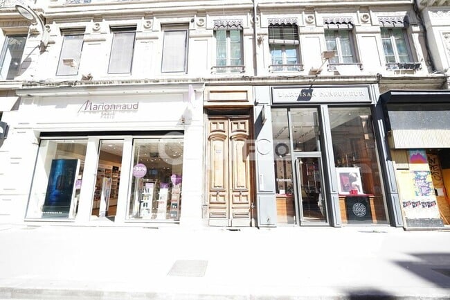Plus de détails pour 69 Rue Président Edouard Herriot, Lyon - Bureau à louer