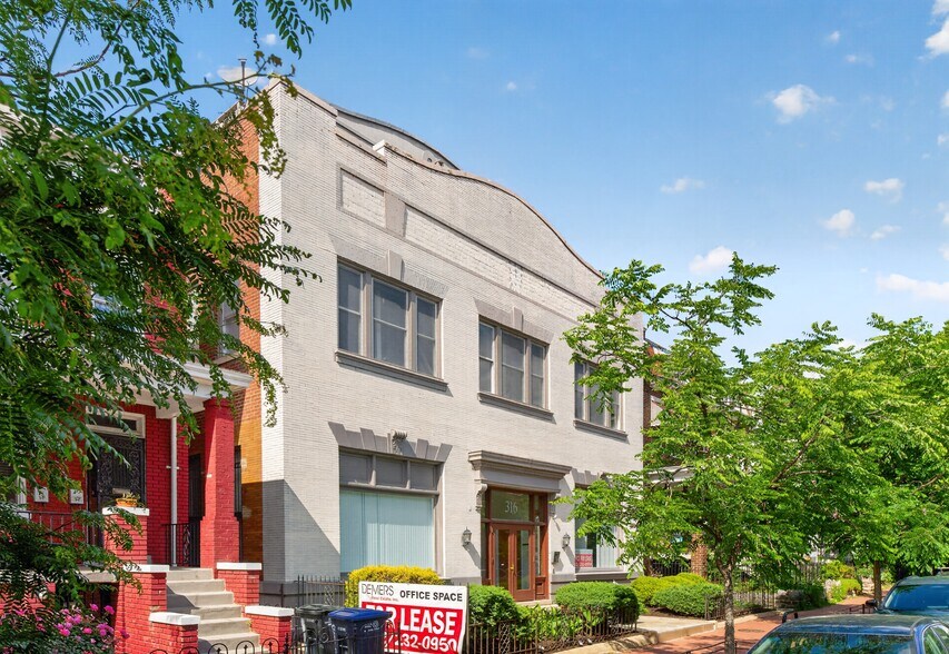 316 F St NE, Washington, DC à louer - Photo de l’immeuble – Image 2 sur 9