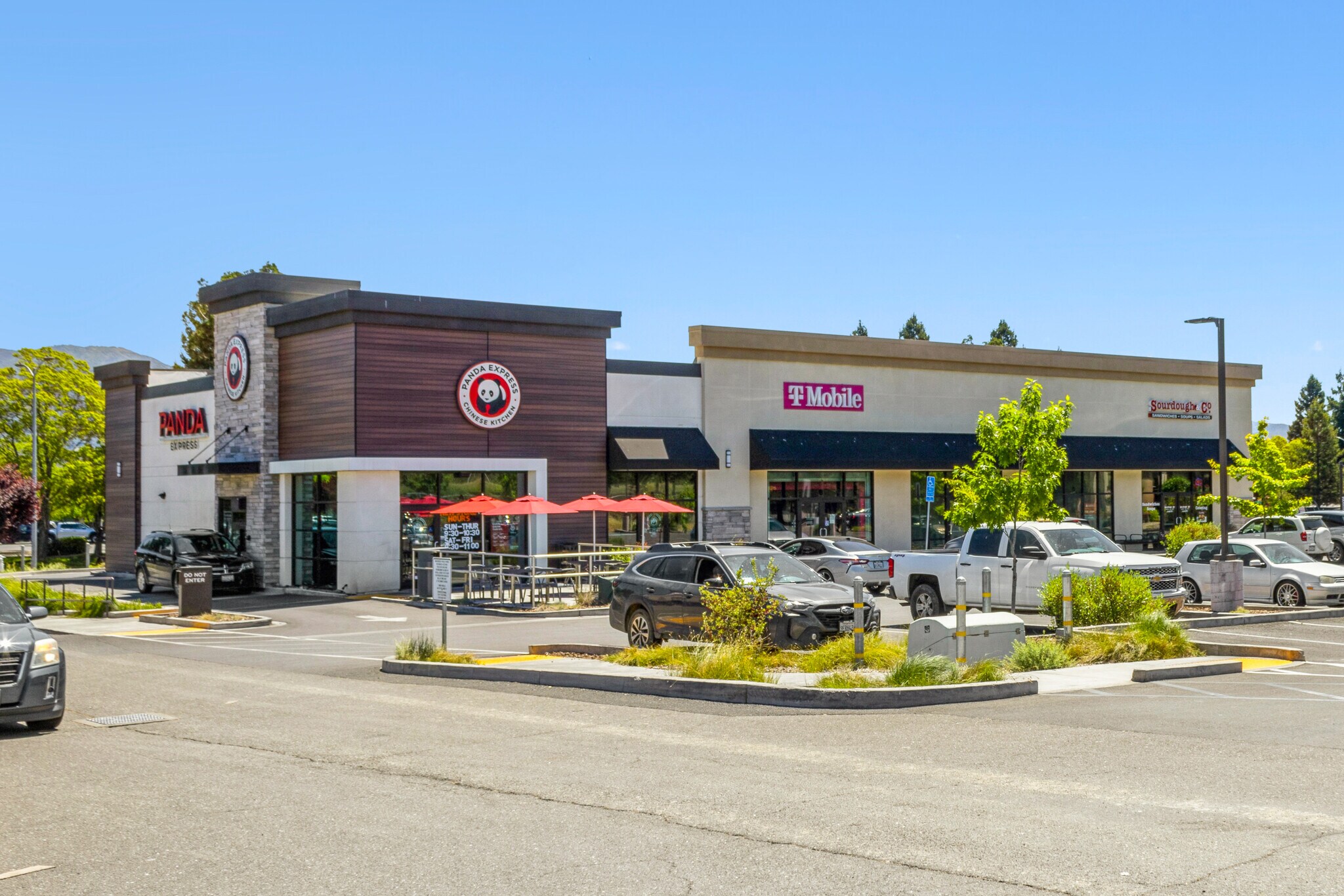 1236 Airport Park Blvd, Ukiah, CA à louer Photo de l’immeuble– Image 1 sur 20