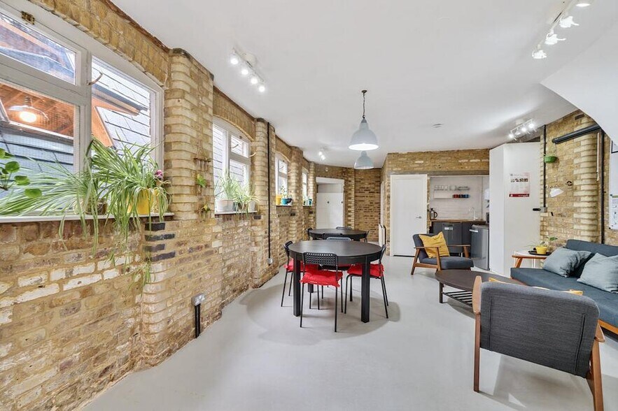 15 Hackney Rd, Londres à louer - Photo de l’immeuble – Image 3 sur 18
