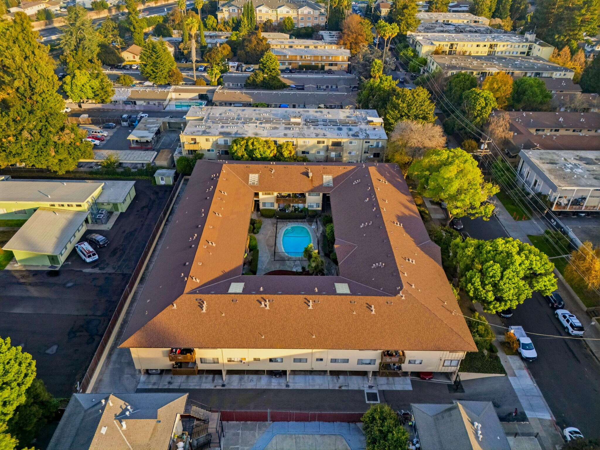 315 E Okeefe St, Palo Alto, CA à vendre Photo principale– Image 1 sur 45