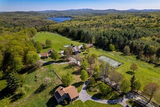 Plus de détails pour 248 Huntington Rd, Henniker, NH - Local d’activités à vendre