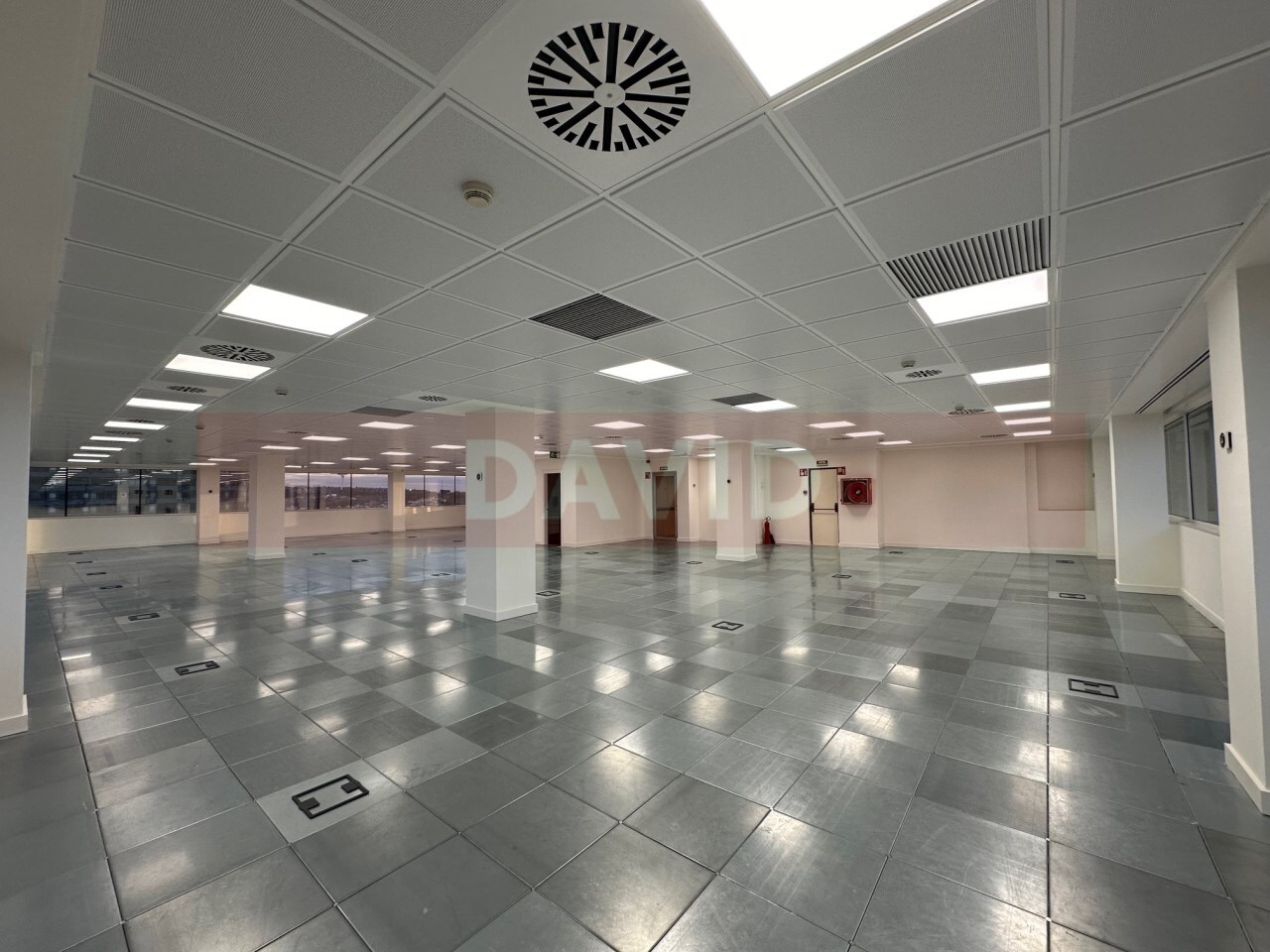 Bureau dans Barcelone, Barcelona à louer Photo intérieure– Image 1 sur 11