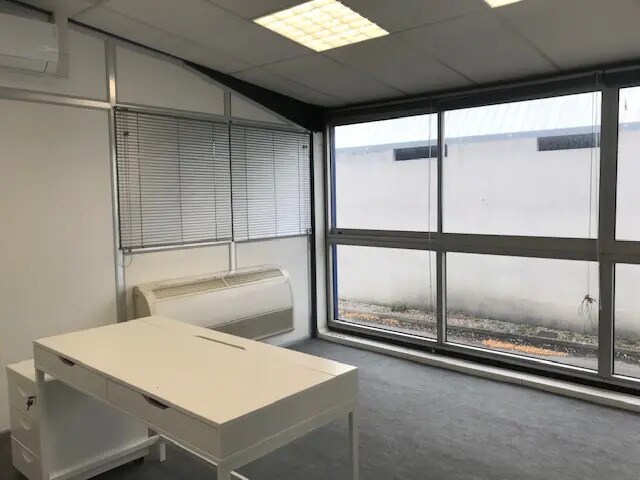 28 Rue Charles Antoine Martin, Saint-Fons à louer - Photo de l’immeuble – Image 3 sur 4