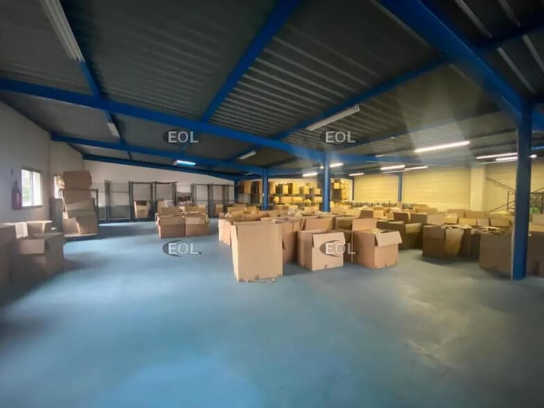 Industriel/Logistique dans Fontenay-sous-Bois à louer - Photo intérieure – Image 3 sur 9