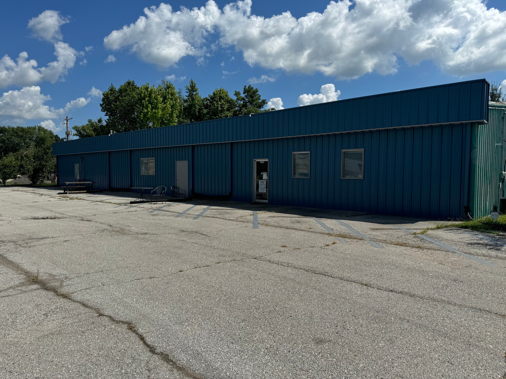 1319 E Highway H, Liberty, MO à louer Photo de l’immeuble– Image 1 sur 2