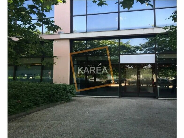 Bureau dans Torcy à louer - Photo de l’immeuble – Image 2 sur 5