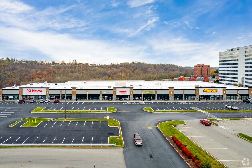 3470 William Penn Hwy, Pittsburgh, PA à louer - Photo de l’immeuble – Image 2 sur 8