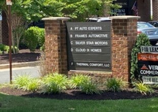 340 Mill St NE, Vienna, VA à louer Photo intérieure– Image 2 sur 8