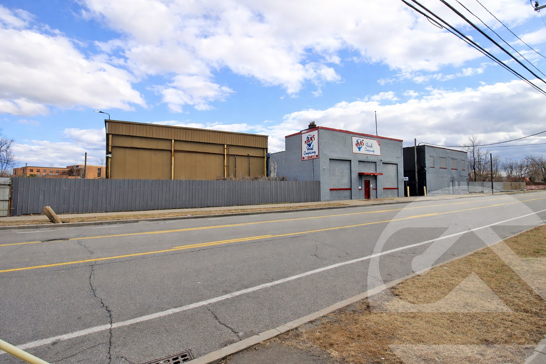 5100 St. Jean St, Detroit, MI à louer Photo principale– Image 1 sur 2