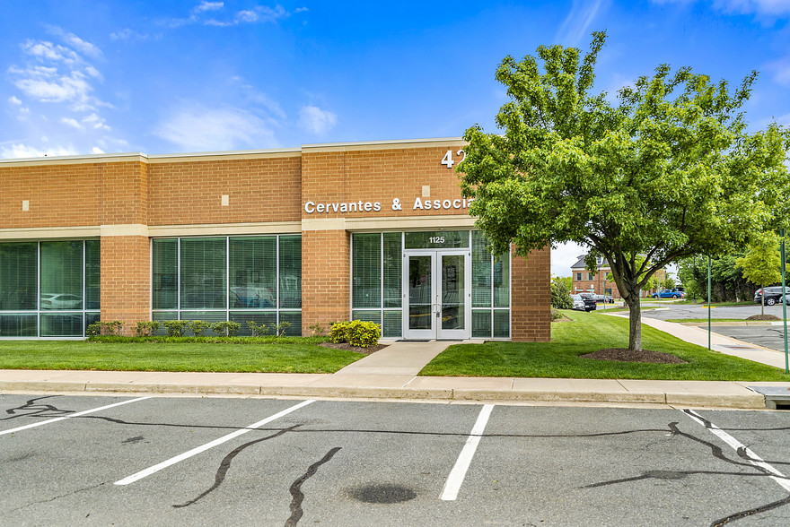 4229 Lafayette Center Dr, Chantilly, VA à louer - Photo de l’immeuble – Image 1 sur 7