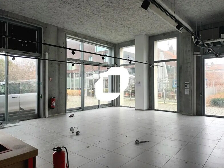 Local commercial dans Lille à louer - Photo de l’immeuble – Image 2 sur 4