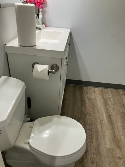 417 E Diamond Ave, Gaithersburg, MD à louer - Photo intérieure – Image 3 sur 10