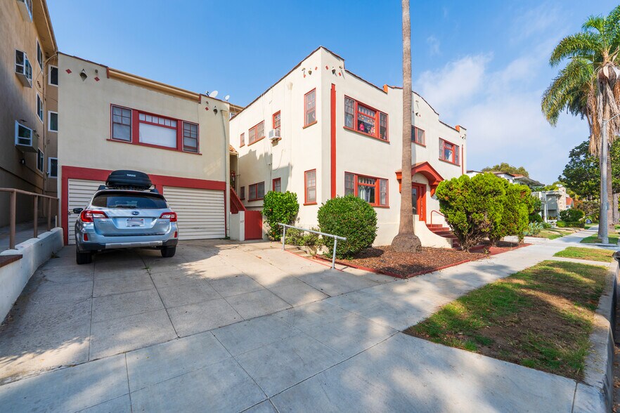 207 Mira Mar Ave, Long Beach, CA à vendre - Photo de l’immeuble – Image 2 sur 12