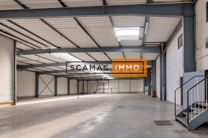 Industriel/Logistique dans Tremblay-en-France à louer - Photo de l’immeuble – Image 1 sur 13