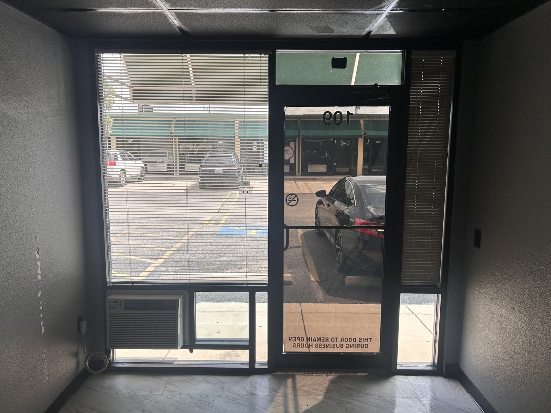 8034 Culebra Rd, San Antonio, TX à louer Photo intérieure– Image 1 sur 6