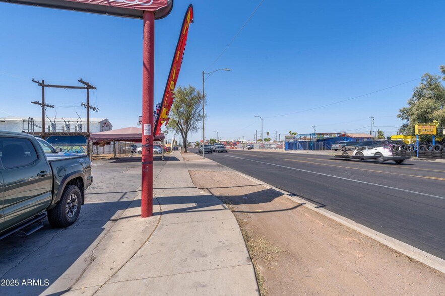 2735 W Van Buren St, Phoenix, AZ à vendre - Photo de l’immeuble – Image 3 sur 18