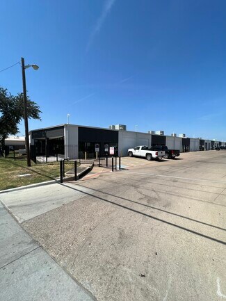 Plus de détails pour 11363 Denton Dr, Dallas, TX - Local d'activités, Industriel/Logistique à louer