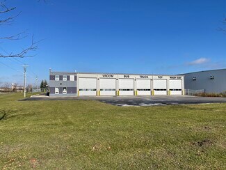 Plus de détails pour 112 King St, Barrie, ON - Industriel/Logistique à louer