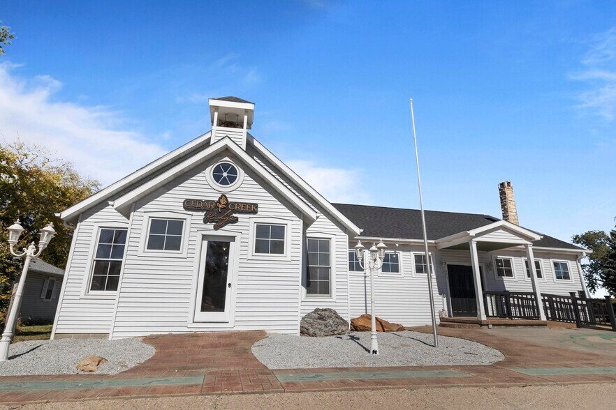 109 E B St, Cedar Creek, NE à vendre - Photo de l’immeuble – Image 2 sur 48