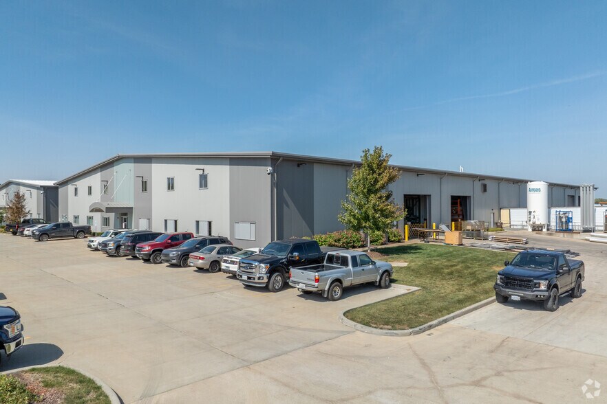 2107 New Lenox Rd, Joliet, IL à louer - Photo de l’immeuble – Image 2 sur 5