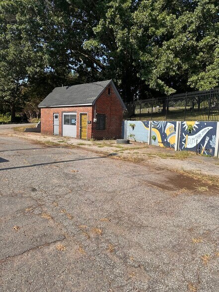 798 Stone Ave, Greenville, SC à vendre - Photo de l’immeuble – Image 2 sur 5