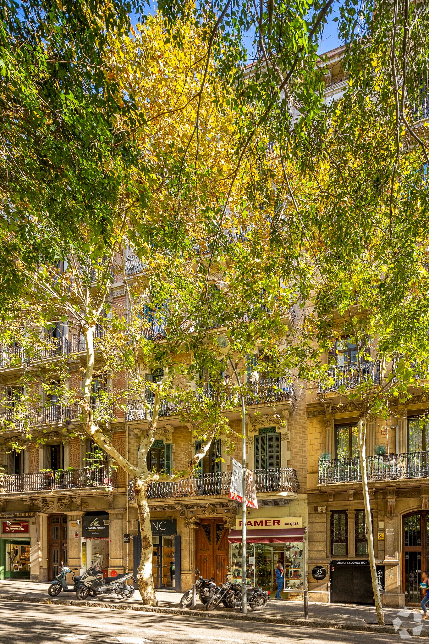 Carrer d'Aribau, 126, Barcelone, Barcelona à louer Photo de l’immeuble– Image 1 sur 2