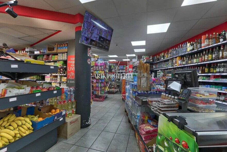 Local commercial dans Montreuil à vendre - Photo de l’immeuble – Image 2 sur 3