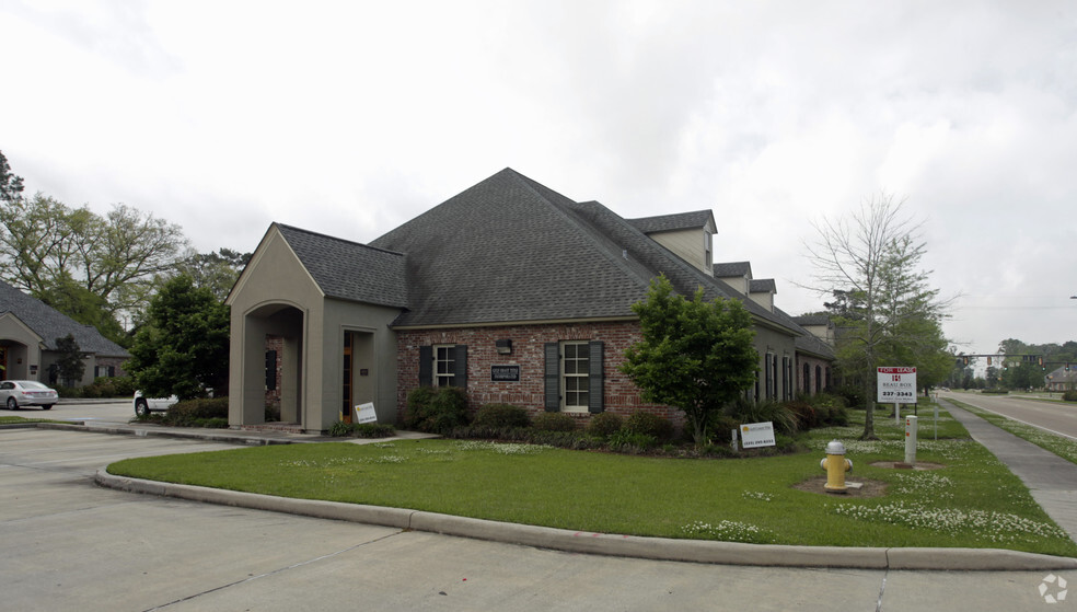 4701 Bluebonnet Blvd, Baton Rouge, LA à louer - Photo de l’immeuble – Image 3 sur 4