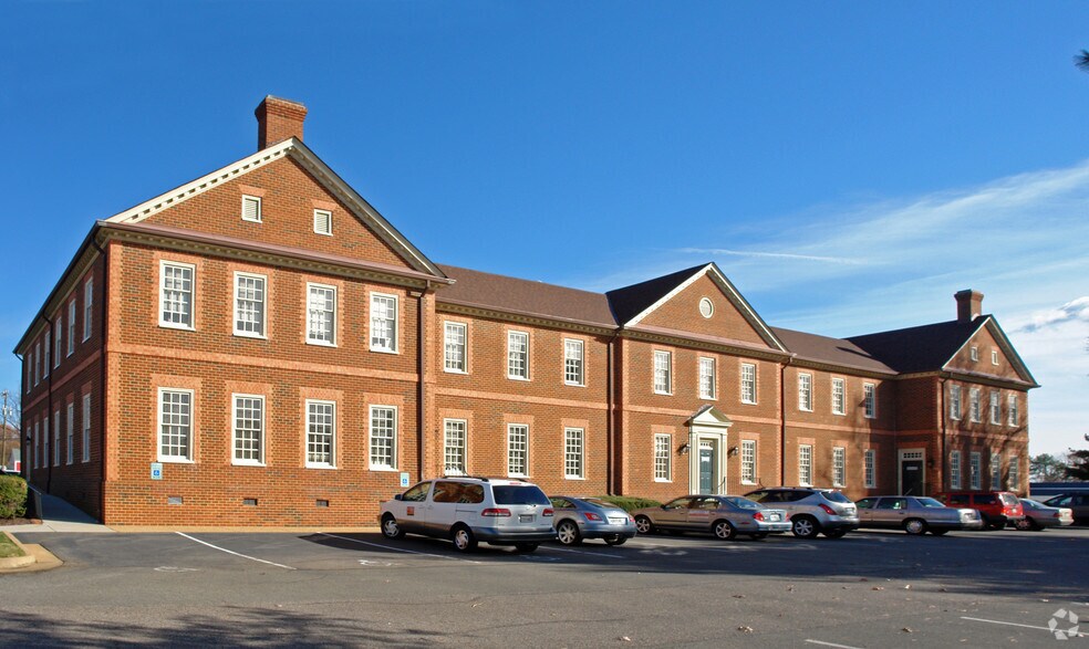 2800 Buford Rd, Richmond, VA à louer - Photo de l’immeuble – Image 3 sur 4