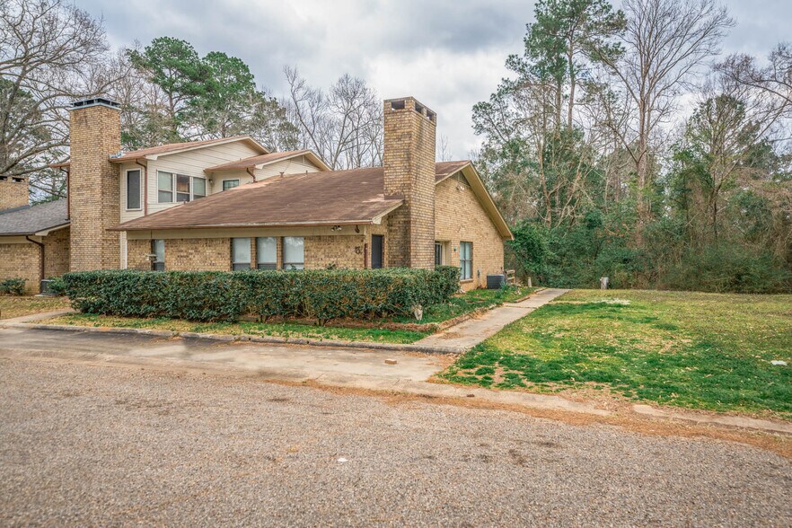 5 Woodland Spgs, Gladewater, TX à vendre - Photo principale – Image 1 sur 1