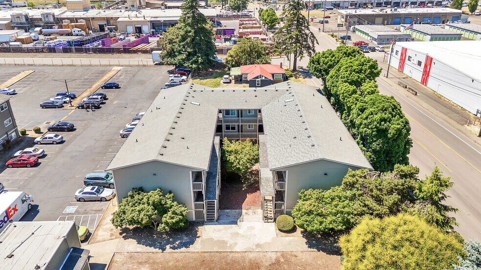 2520 Hyacinth St NE, Salem, OR à vendre - Photo de l’immeuble – Image 3 sur 43