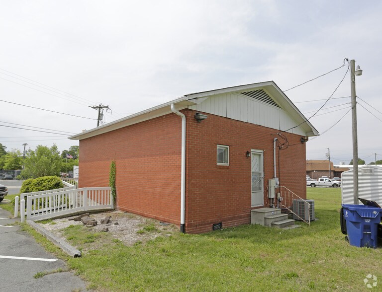 112 W Main St, Marshville, NC à louer - Photo de l’immeuble – Image 3 sur 4