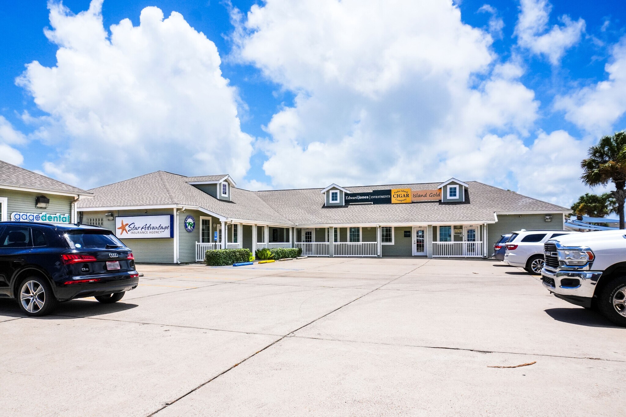 15217 S Padre Island Dr, Corpus Christi, TX à louer Photo principale– Image 1 sur 15