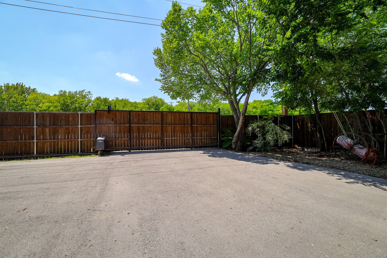 View Photo