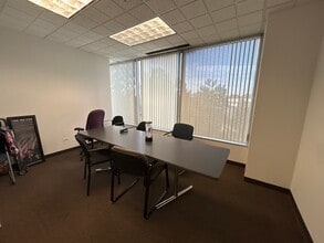 4801 Southwick Dr, Matteson, IL à louer Photo de l’immeuble– Image 2 sur 9