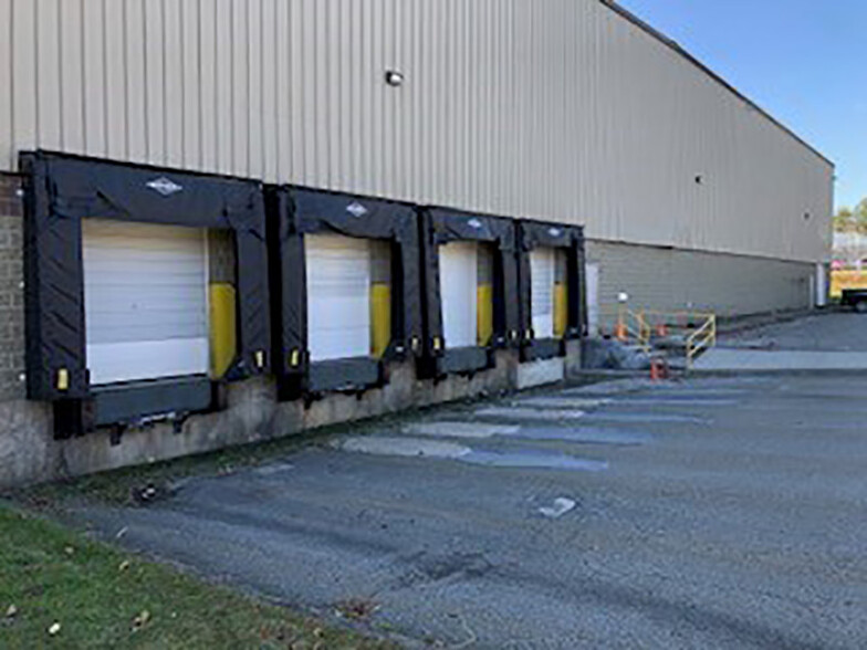 21 Wes Warren Dr, Middletown, NY à louer - Photo de l’immeuble – Image 3 sur 11