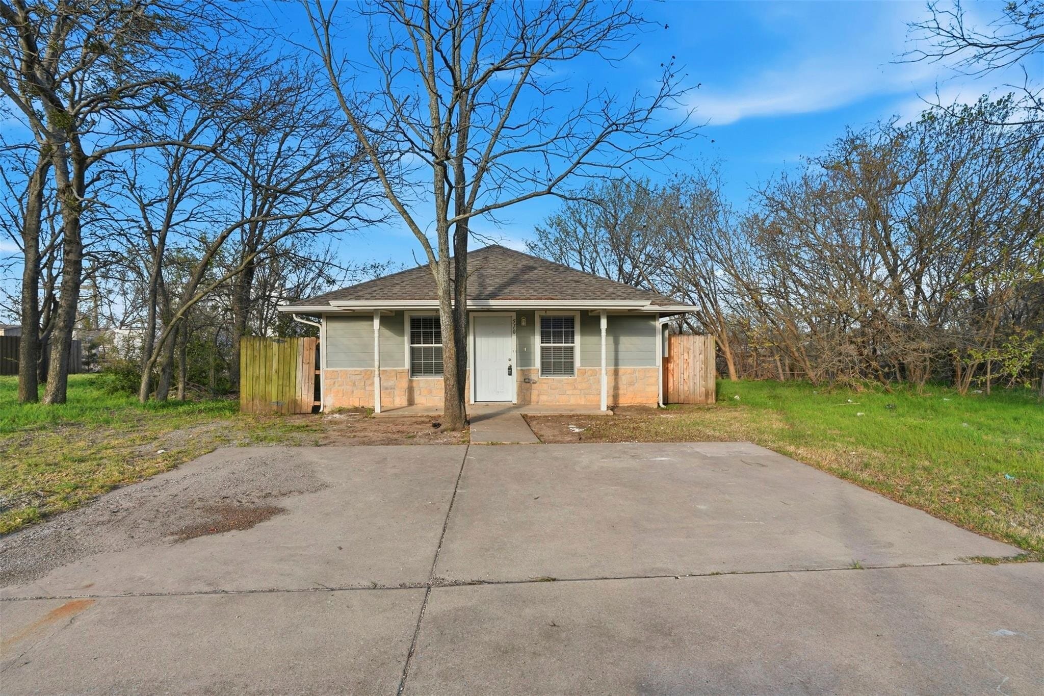 510 S First St, Sherman, TX à vendre Photo principale– Image 1 sur 2