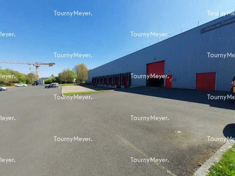 Local d’activités dans Orvault à louer - Photo de l’immeuble – Image 2 sur 8