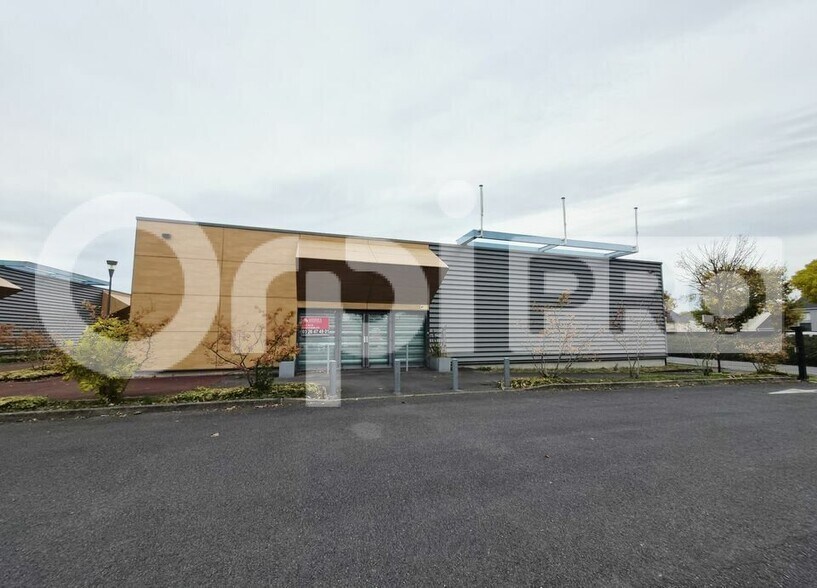 Local commercial dans Reims à louer - Photo de l’immeuble – Image 1 sur 10