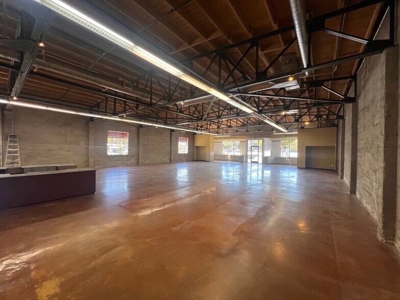 902 3rd St, San Rafael, CA à louer - Photo de l’immeuble – Image 3 sur 9