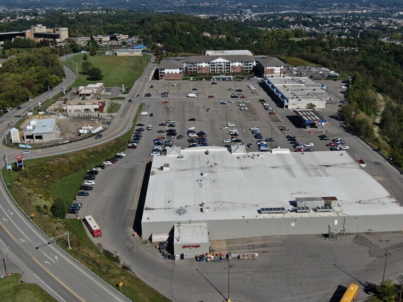 1800 Mckees Rocks Rd, McKees Rocks, PA à louer - Photo de l’immeuble – Image 2 sur 3